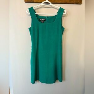 Vintage Patrick Collection 100% Silk Green Mini Dress size 4